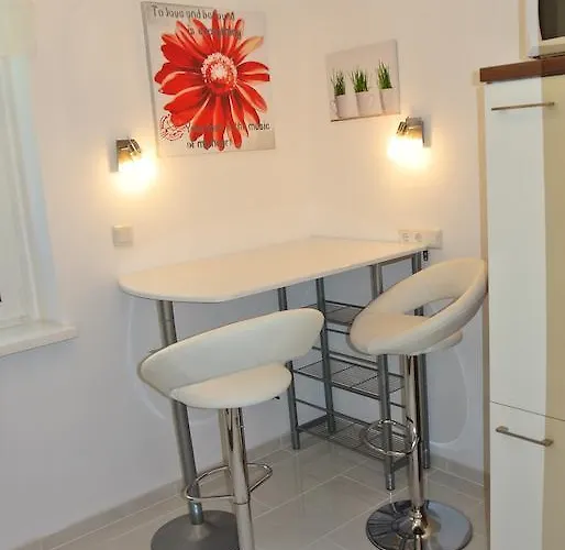 Apartment Paradies - U1 Station Altes Landgut