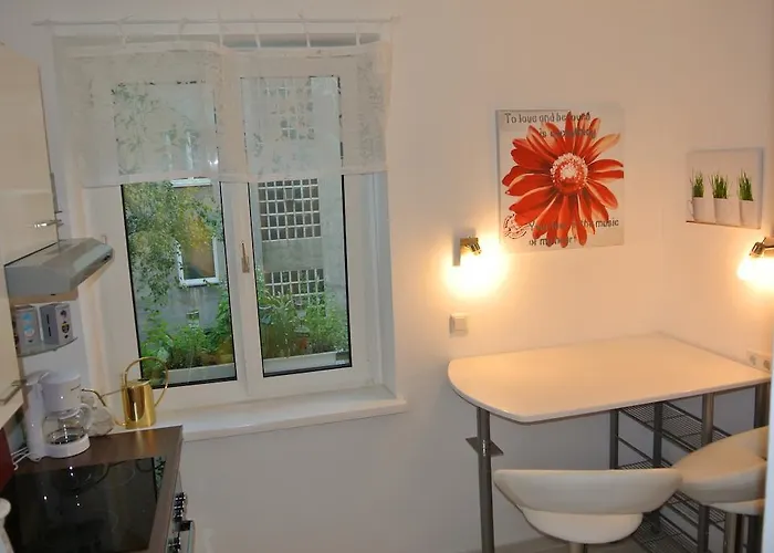 Paradies - U1 Station Altes Landgut Apartment Vienna